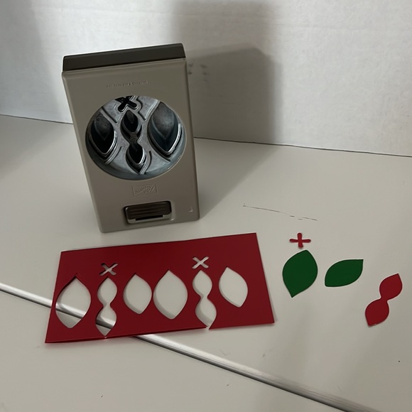 Stampin' Up! Office Clearance Poinsettia Stampin Up Paper Cutter